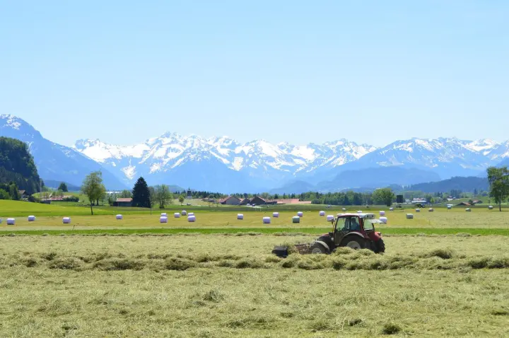 tractor-working-in-the-farm